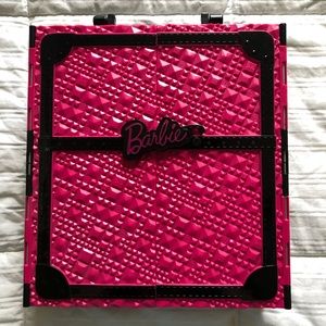 Barbie Fashionista Wardrobe closet